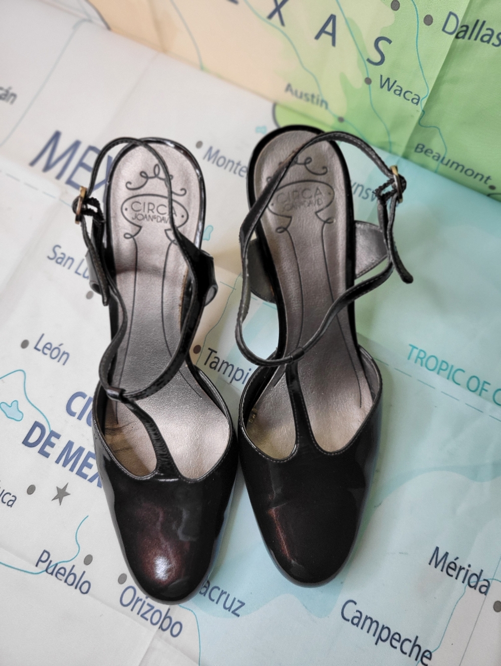 Circa Joan & David Women’s Dark Brown Patent T-Strap Heels